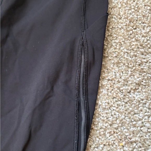 Lululemon 🍋😻Athletica Black Leggings - Picture 5 of 9
